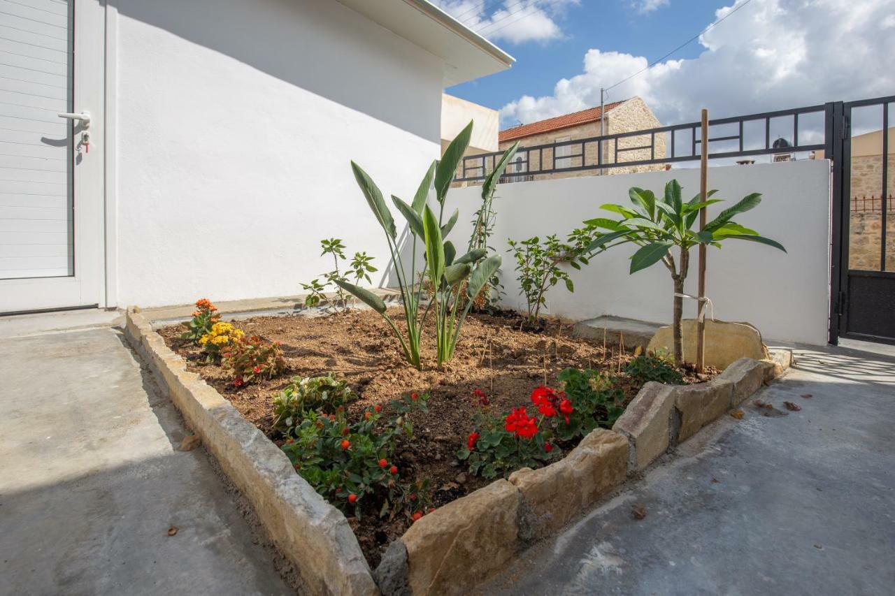 Iliopetra House Villa Sivas Exterior photo
